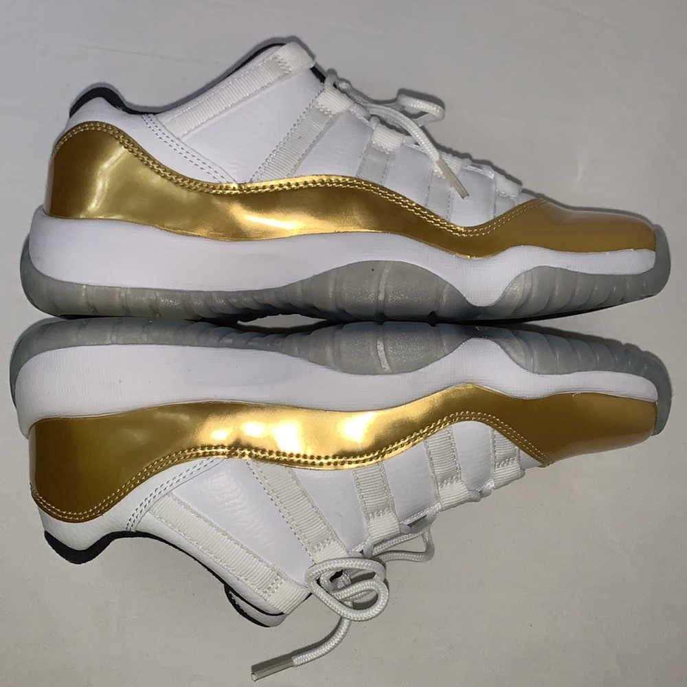 Nike Air Jordan 11 Low Retro Closing Ceremony Shoes - Picture 6 of 15